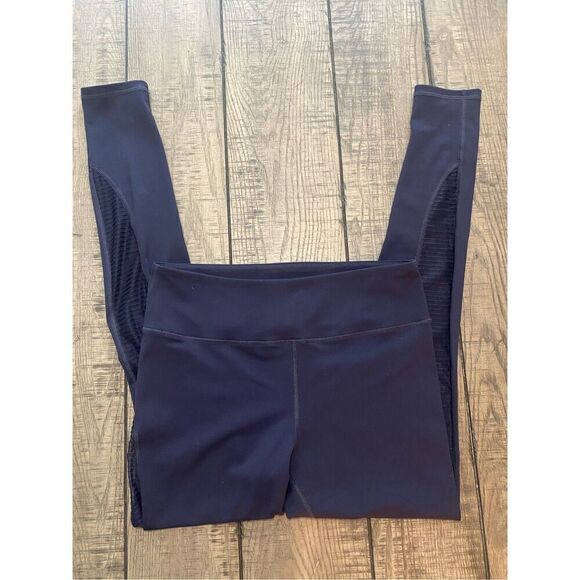 Athletic leggings  - Picture 1 of 5